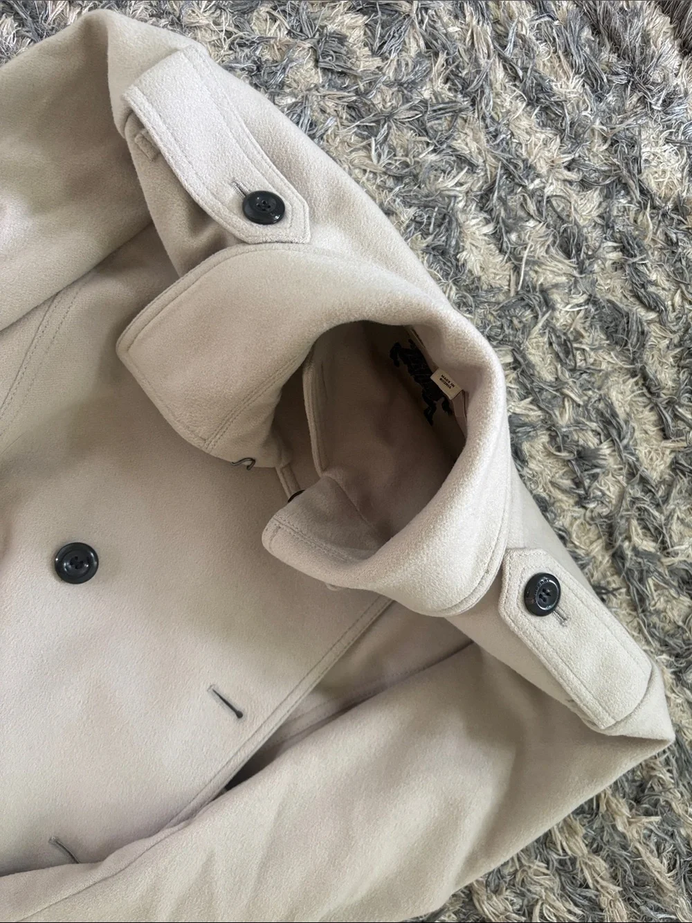Burberry Light Beige Double-Breasted Trench Coat with Belt, Wool & Cashmere US10 - Picture 16 of 16